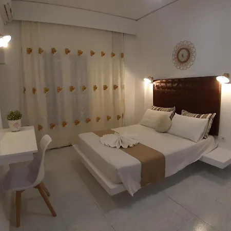 Otel Summer Holidays Kamári